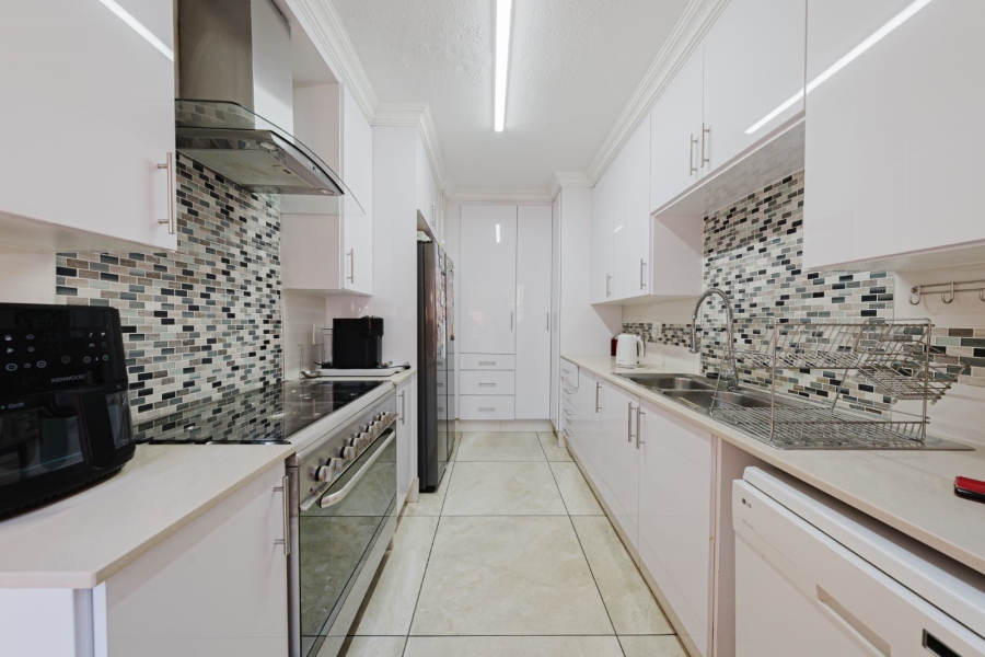 3 Bedroom Property for Sale in Brackenhurst Gauteng