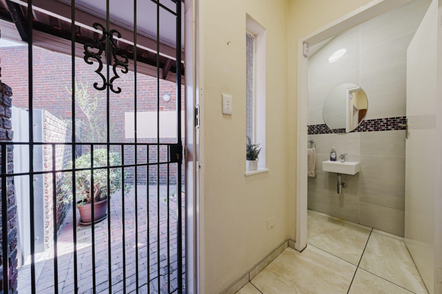 3 Bedroom Property for Sale in Brackenhurst Gauteng