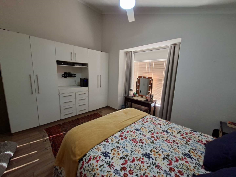To Let 2 Bedroom Property for Rent in Weltevreden Park Gauteng