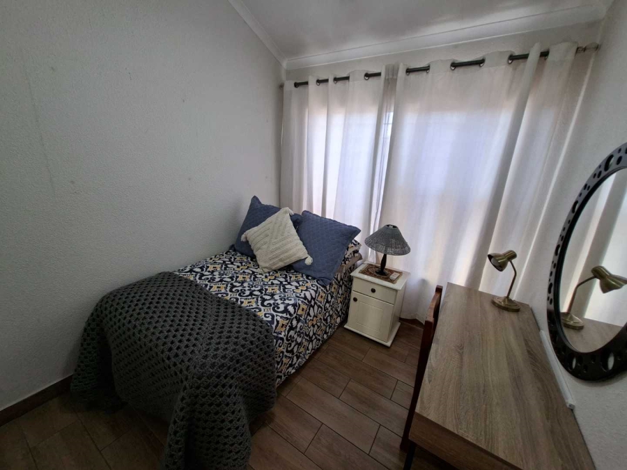 To Let 2 Bedroom Property for Rent in Weltevreden Park Gauteng