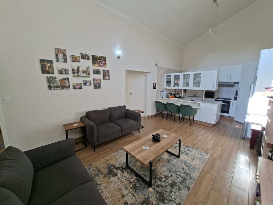To Let 2 Bedroom Property for Rent in Weltevreden Park Gauteng