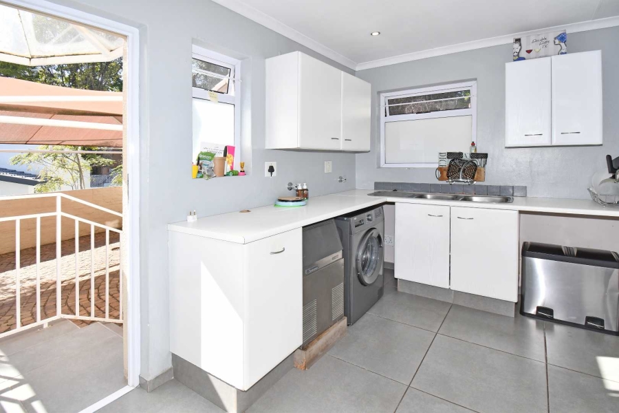 3 Bedroom Property for Sale in Fourways Gardens Gauteng