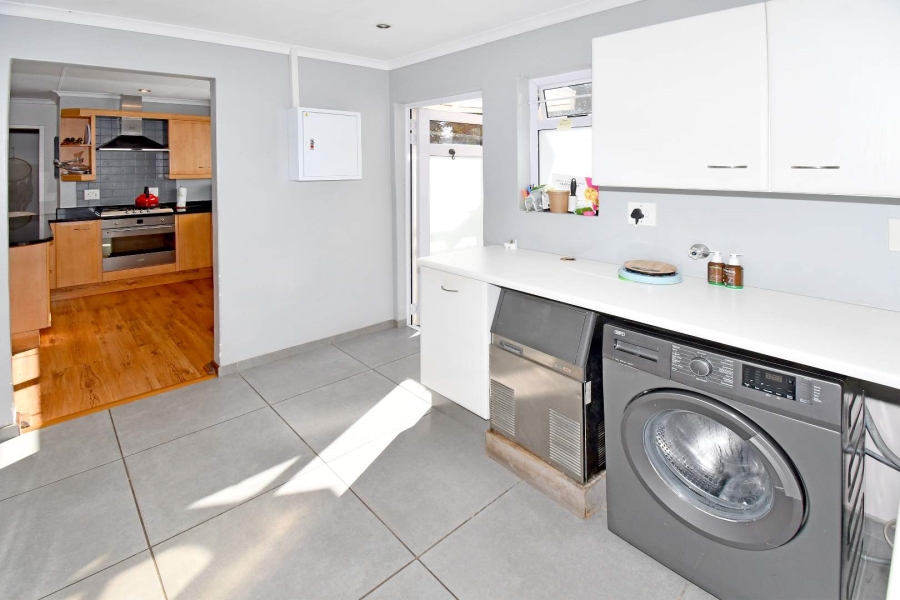 3 Bedroom Property for Sale in Fourways Gardens Gauteng