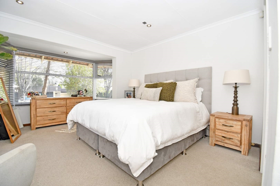 3 Bedroom Property for Sale in Fourways Gardens Gauteng