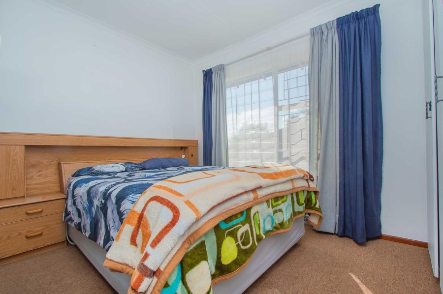 2 Bedroom Property for Sale in Radiokop Gauteng