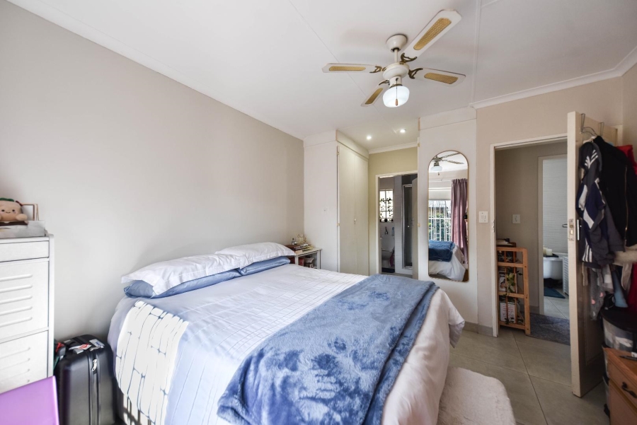 2 Bedroom Property for Sale in Erasmuskloof Gauteng