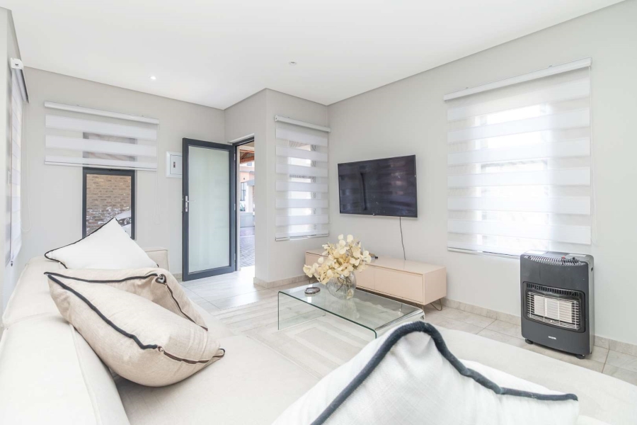 2 Bedroom Property for Sale in Carlswald Gauteng