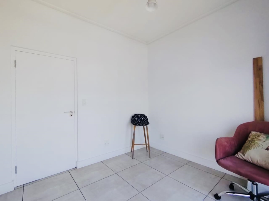 2 Bedroom Property for Sale in Waterfall Gauteng