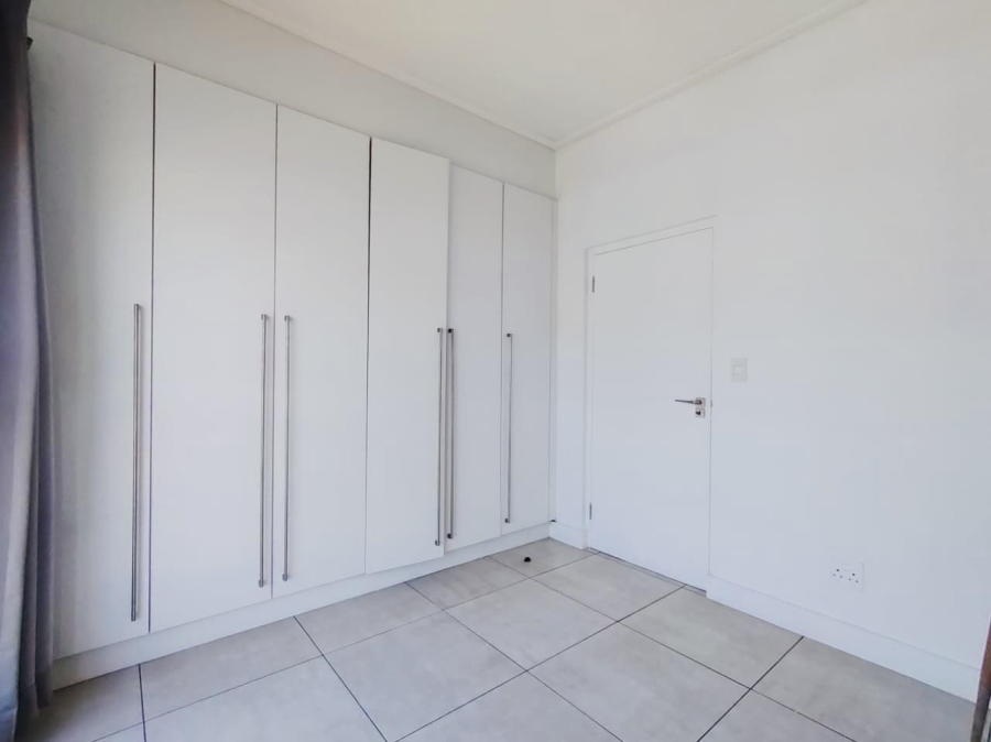2 Bedroom Property for Sale in Waterfall Gauteng