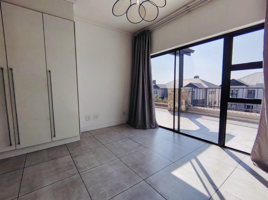 2 Bedroom Property for Sale in Waterfall Gauteng