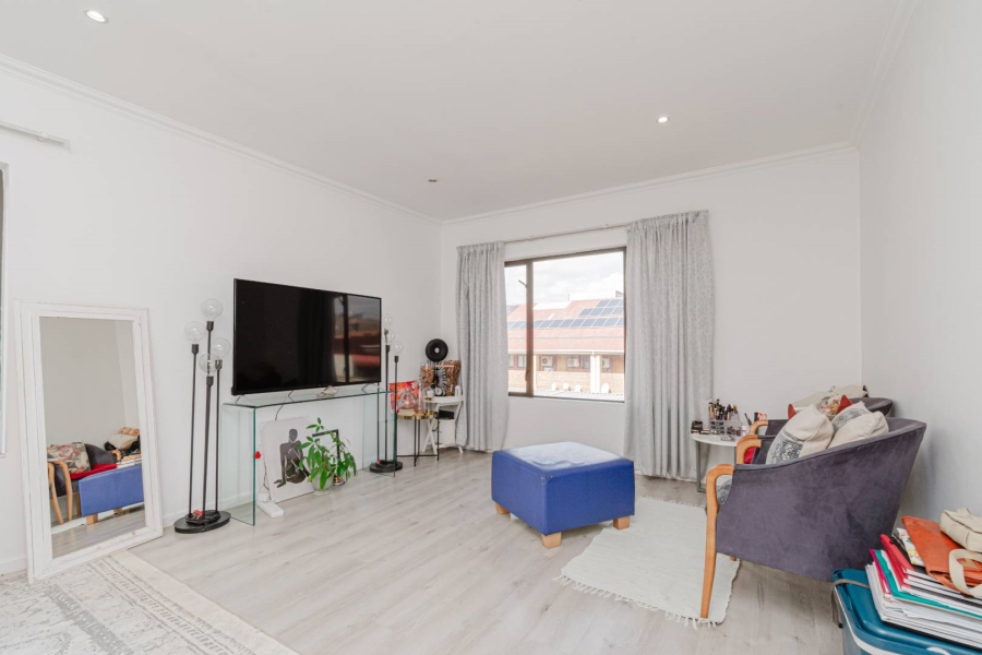 3 Bedroom Property for Sale in Bryanston Gauteng