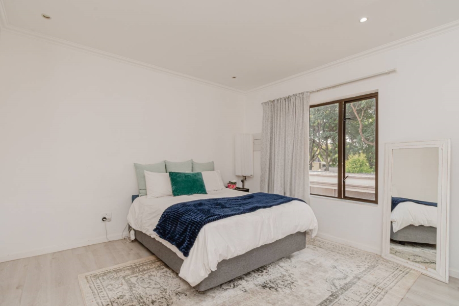 3 Bedroom Property for Sale in Bryanston Gauteng