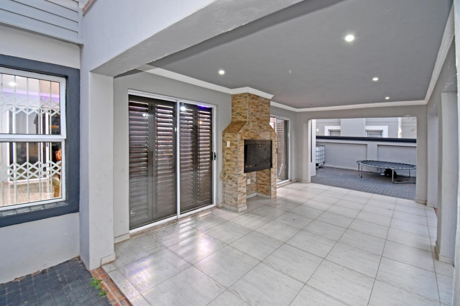 4 Bedroom Property for Sale in Erasmus Park Gauteng