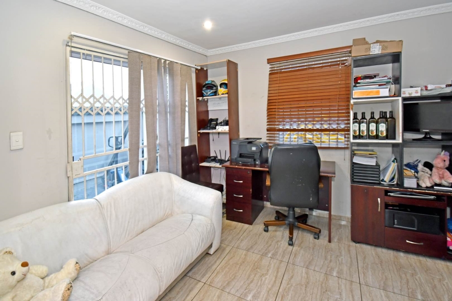 4 Bedroom Property for Sale in Erasmus Park Gauteng
