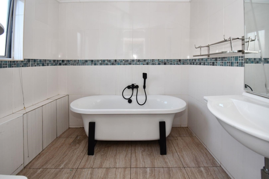 4 Bedroom Property for Sale in Erasmus Park Gauteng