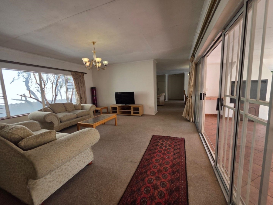 To Let 3 Bedroom Property for Rent in Brooklyn Gauteng