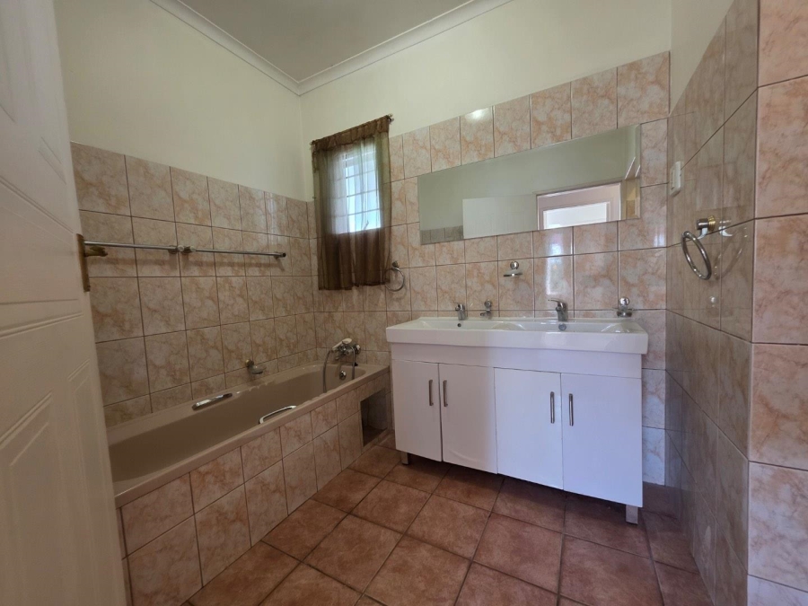 To Let 3 Bedroom Property for Rent in Brooklyn Gauteng