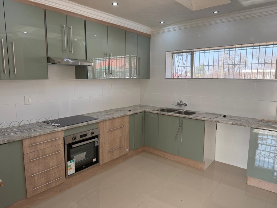 4 Bedroom Property for Sale in Hazelpark Gauteng