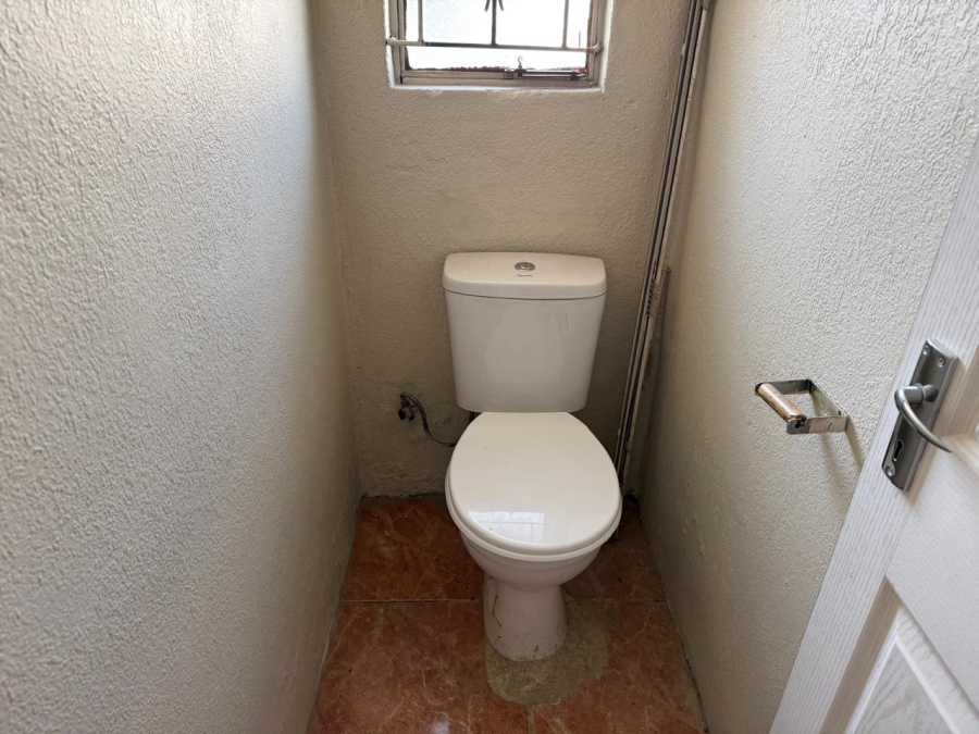 3 Bedroom Property for Sale in Roodekop Gauteng