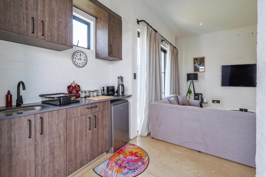 To Let 4 Bedroom Property for Rent in Hazeldean Gauteng