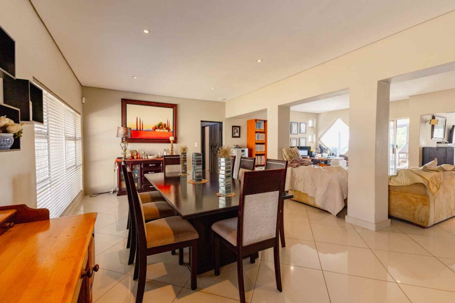 4 Bedroom Property for Sale in Waterkloof Glen Gauteng