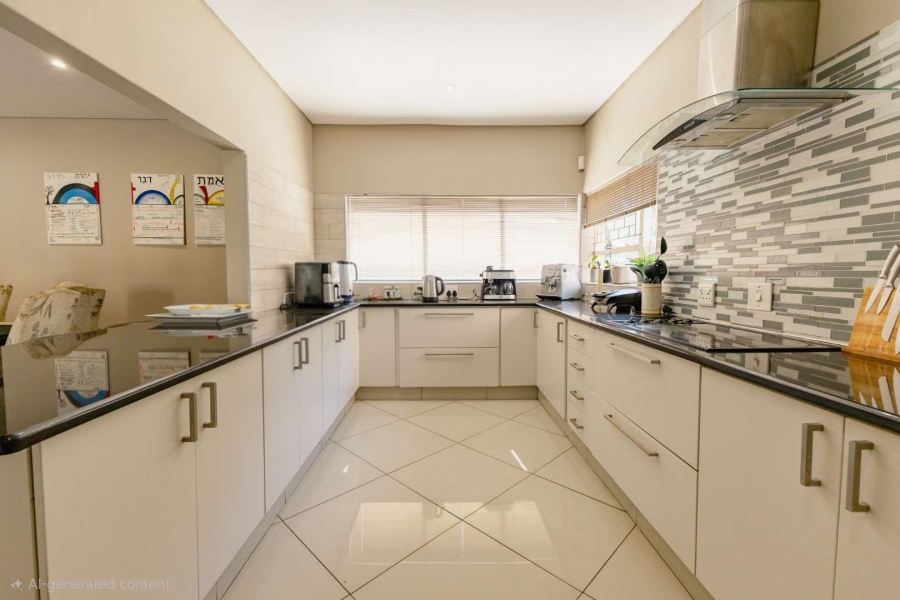 4 Bedroom Property for Sale in Waterkloof Glen Gauteng