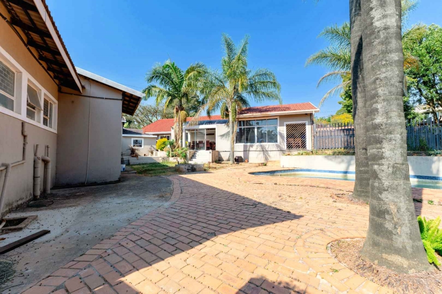 4 Bedroom Property for Sale in Waterkloof Glen Gauteng