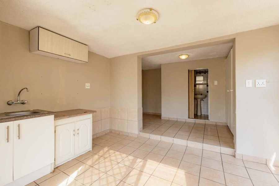 4 Bedroom Property for Sale in Waterkloof Glen Gauteng