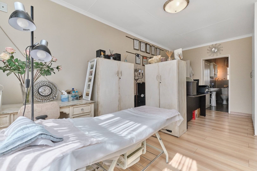 3 Bedroom Property for Sale in Noordhang Gauteng