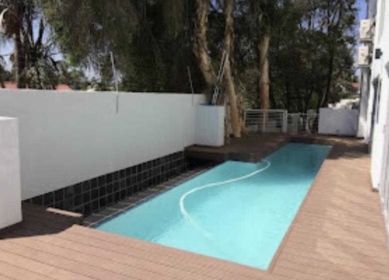 2 Bedroom Property for Sale in Atholl Gauteng