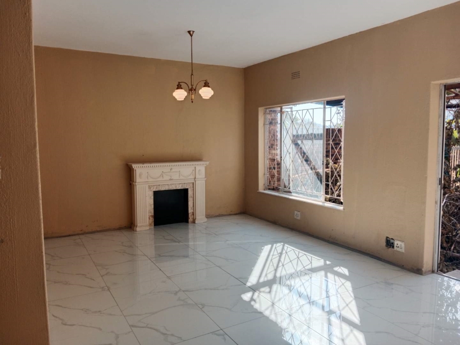 To Let 3 Bedroom Property for Rent in Corlett Gardens Gauteng