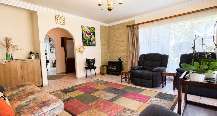 4 Bedroom Property for Sale in Glenvista Gauteng