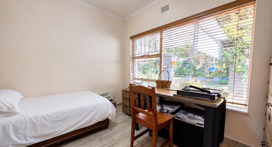 4 Bedroom Property for Sale in Glenvista Gauteng