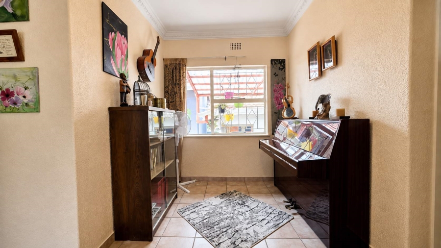 4 Bedroom Property for Sale in Glenvista Gauteng
