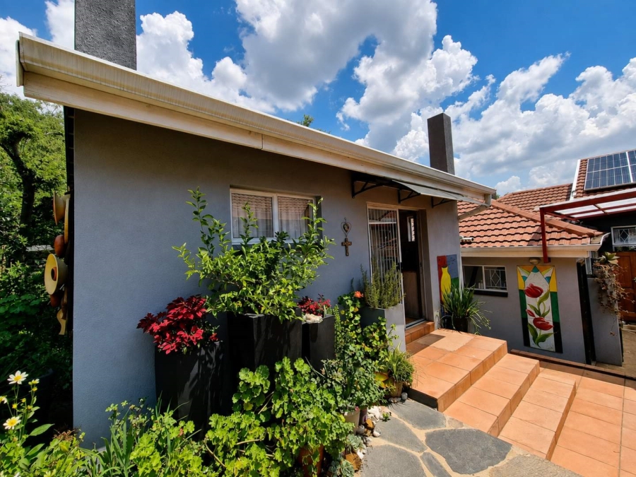 4 Bedroom Property for Sale in Glenvista Gauteng