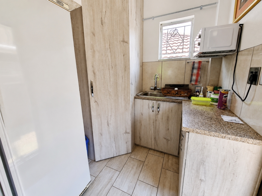4 Bedroom Property for Sale in Glenvista Gauteng