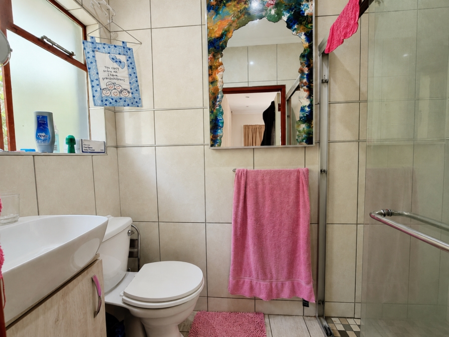 4 Bedroom Property for Sale in Glenvista Gauteng