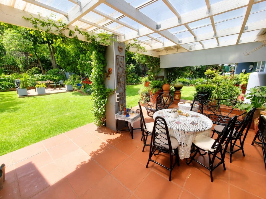 4 Bedroom Property for Sale in Glenvista Gauteng
