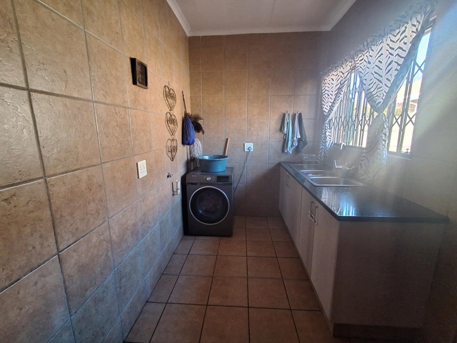 4 Bedroom Property for Sale in Riversdale Gauteng