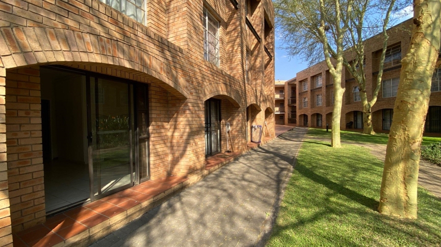 1 Bedroom Property for Sale in Hillcrest Gauteng