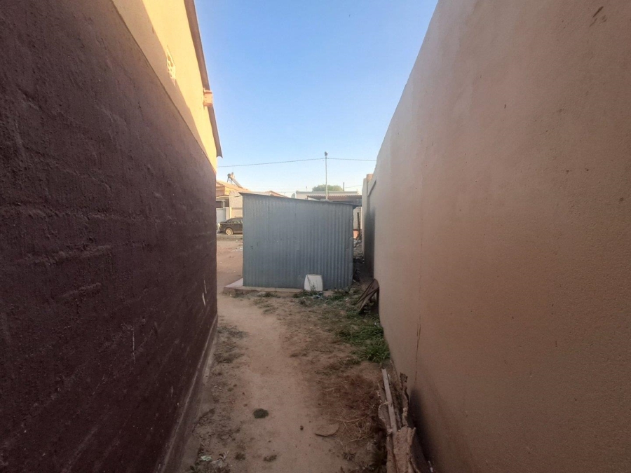 2 Bedroom Property for Sale in Kaalfontein Gauteng