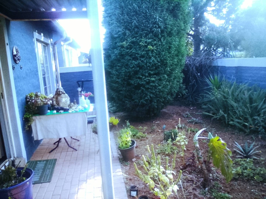 3 Bedroom Property for Sale in Heuwelsig Estate Gauteng