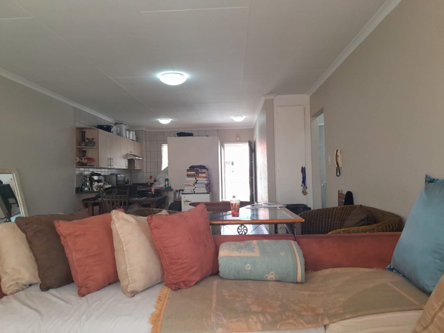 2 Bedroom Property for Sale in New Redruth Gauteng