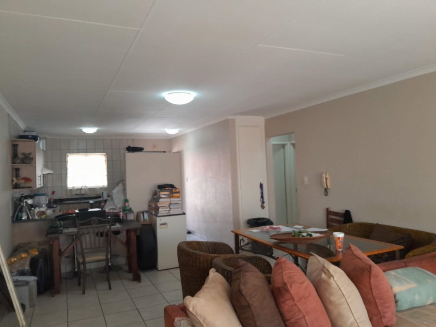 2 Bedroom Property for Sale in New Redruth Gauteng