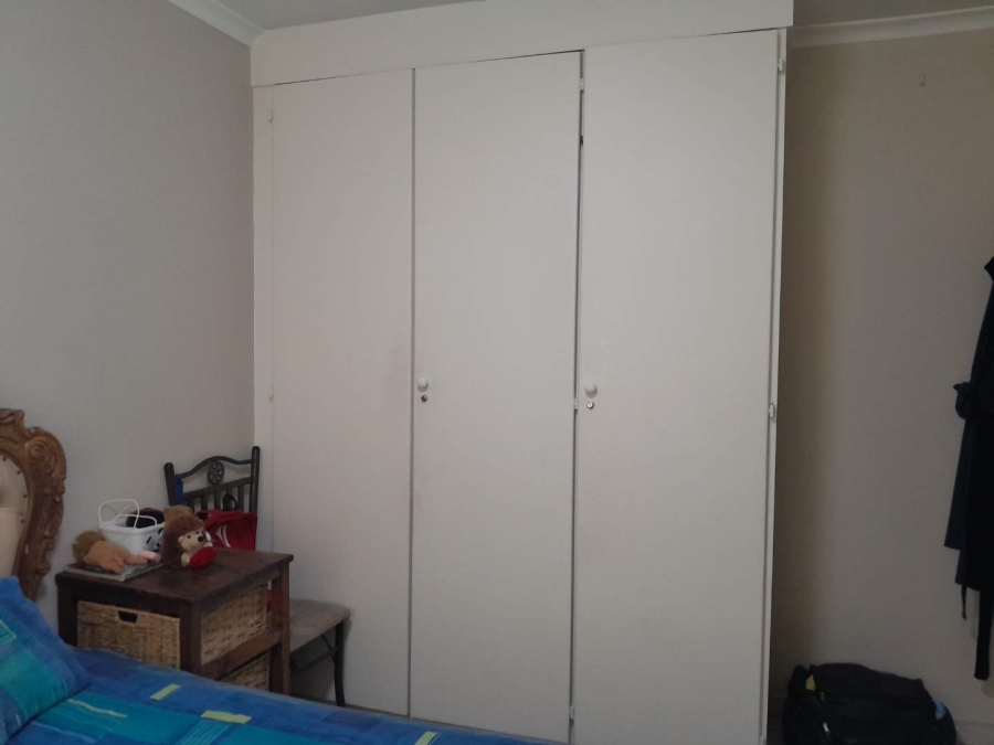 2 Bedroom Property for Sale in New Redruth Gauteng