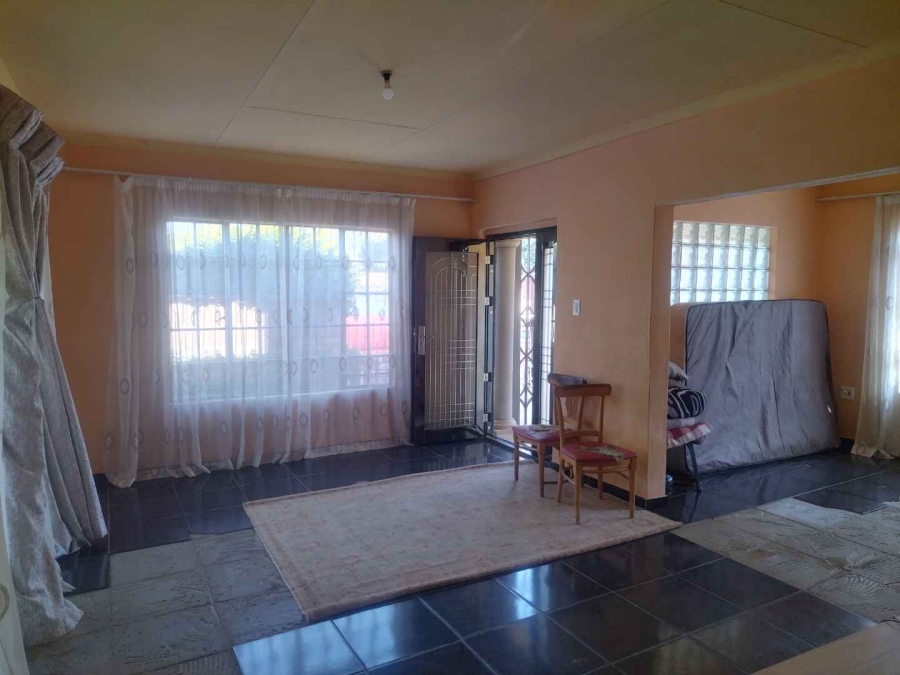 3 Bedroom Property for Sale in Soshanguve HH Gauteng