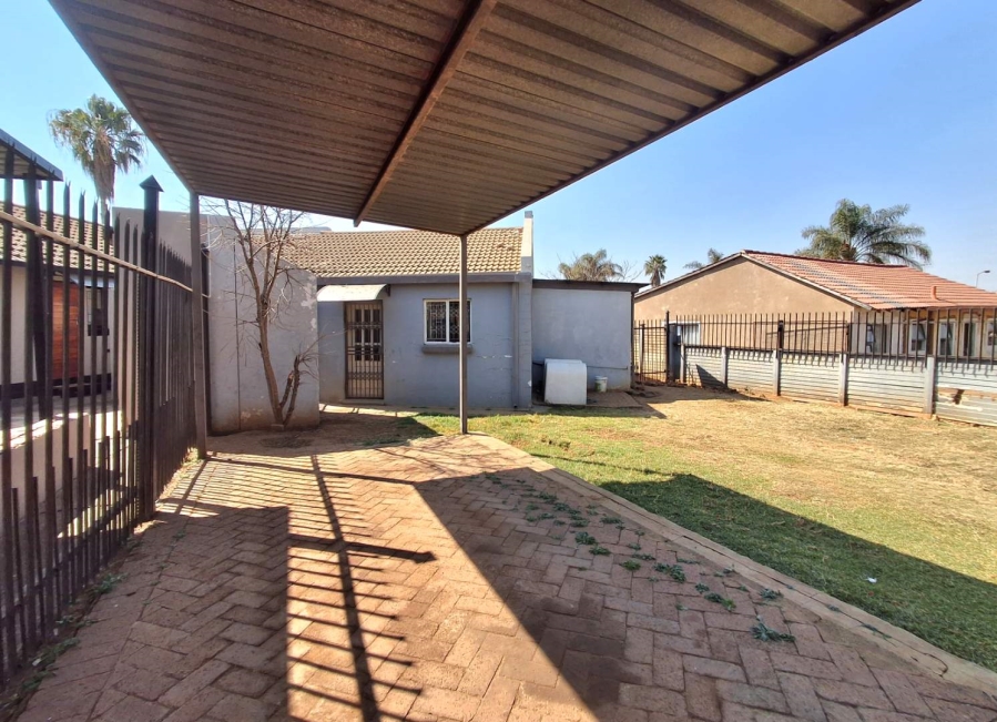 3 Bedroom Property for Sale in Elandspoort Gauteng