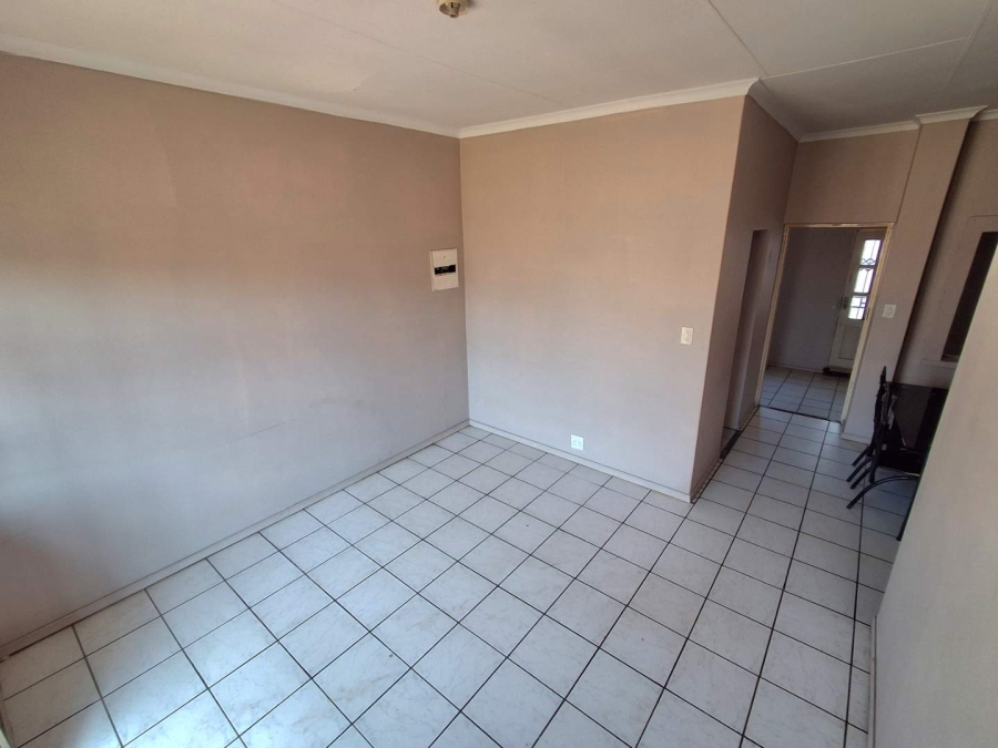 3 Bedroom Property for Sale in Elandspoort Gauteng