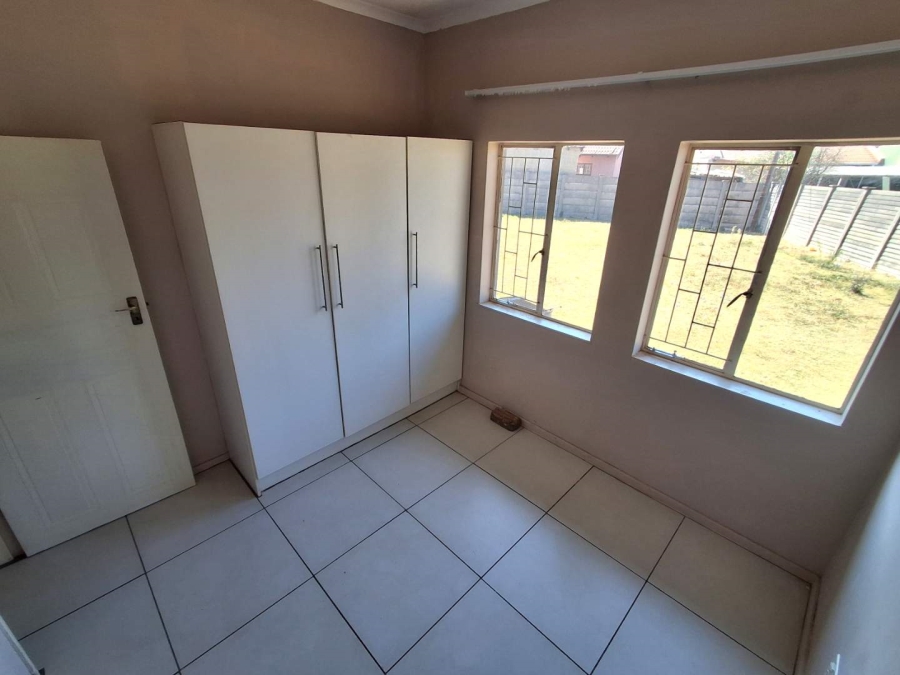 3 Bedroom Property for Sale in Elandspoort Gauteng