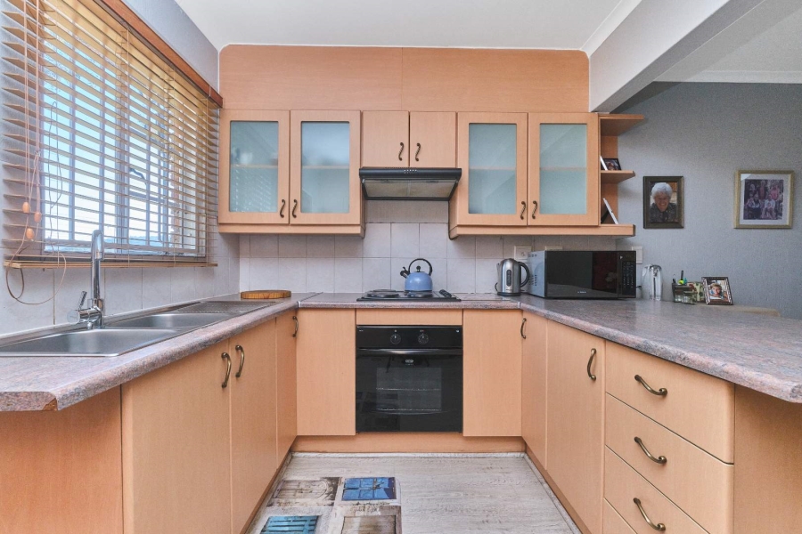 2 Bedroom Property for Sale in Wilgeheuwel Gauteng